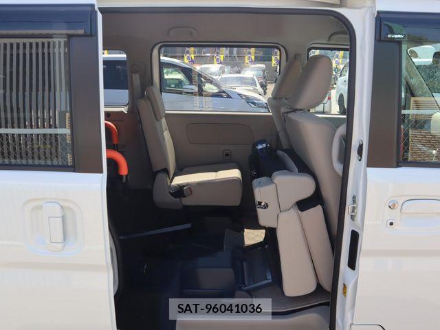 Suzuki EVERY WAGON 2026-03 8626700-7