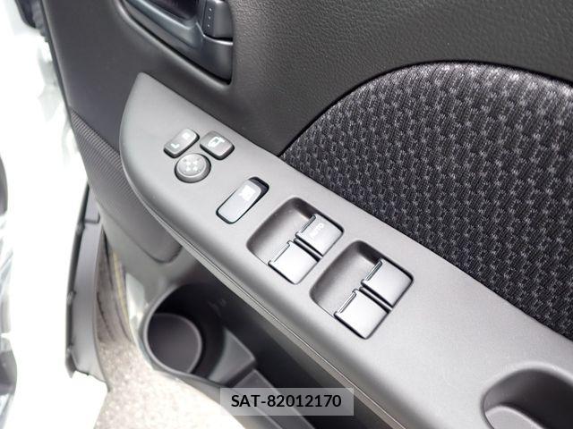 Suzuki EVERY WAGON 2026-06 8666119-21