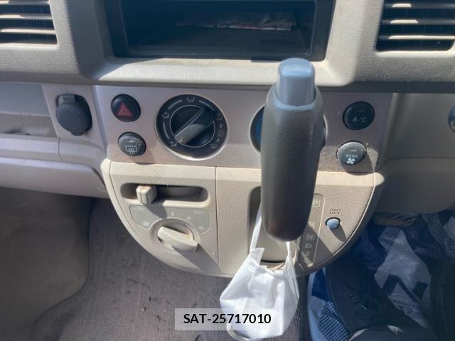 Suzuki EVERY WAGON 2009-08 8666122-18