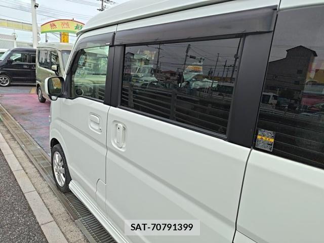 Suzuki EVERY WAGON 2017-08 8659014-11