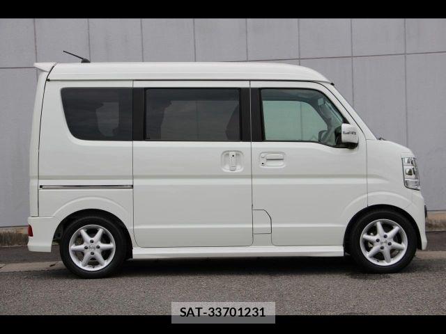 Suzuki EVERY WAGON 2023-11 8685533-16