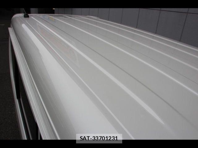 Suzuki EVERY WAGON 2023-11 8685533-27
