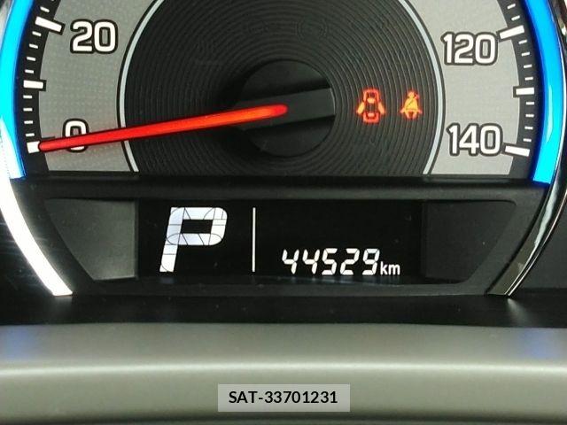 Suzuki EVERY WAGON 2023-11 8685533-29