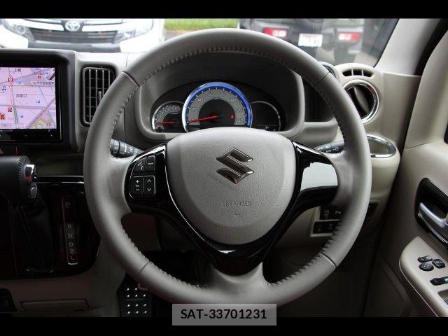 Suzuki EVERY WAGON 2023-11 8685533-7
