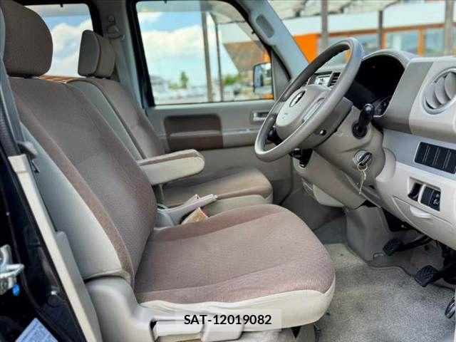 Suzuki EVERY WAGON 2007-09 8685534-15