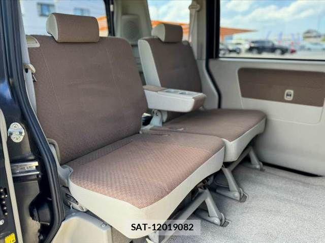 Suzuki EVERY WAGON 2007-09 8685534-18