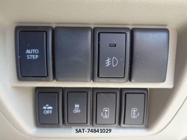 Suzuki EVERY WAGON 2015-04 8742026-14