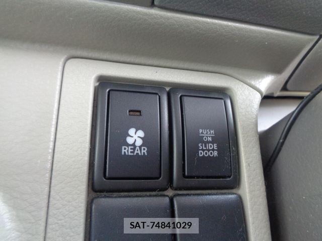 Suzuki EVERY WAGON 2015-04 8742026-15