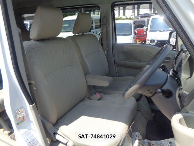 Suzuki EVERY WAGON 2015-04 8742026-17