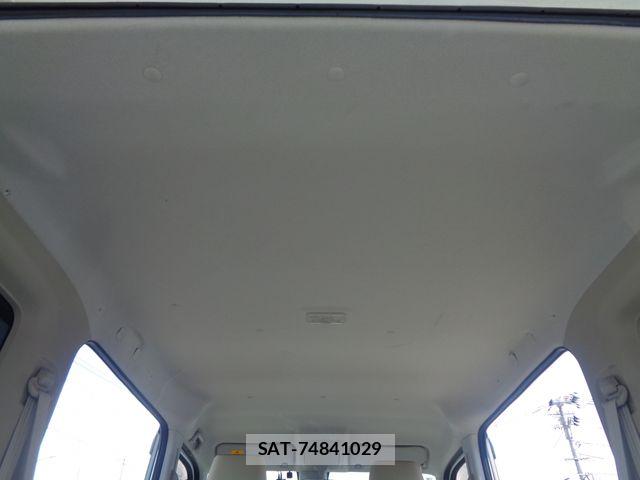 Suzuki EVERY WAGON 2015-04 8742026-20