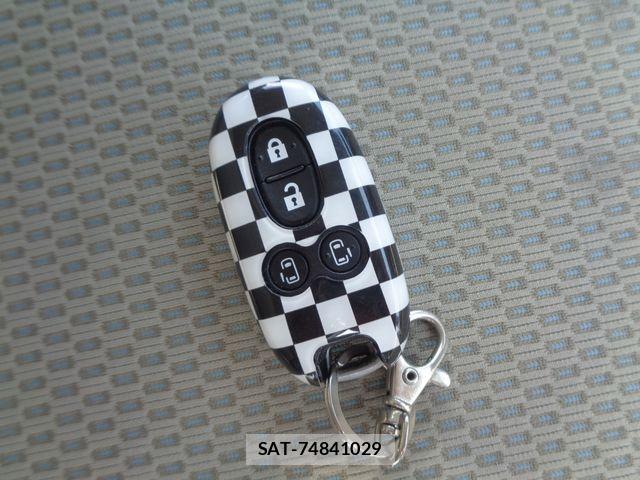 Suzuki EVERY WAGON 2015-04 8742026-28