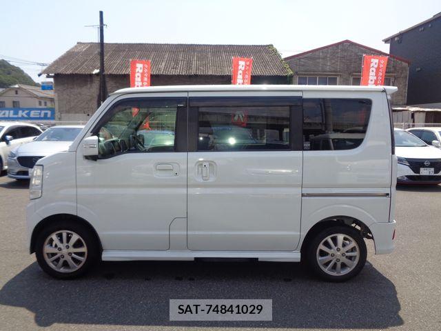 Suzuki EVERY WAGON 2015-04 8742026-8