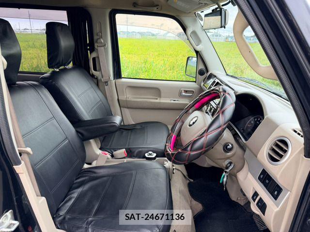 Suzuki EVERY WAGON 2013-01 8795927-12