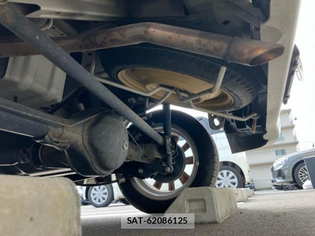 Suzuki EVERY WAGON 2016-04 8828972-10