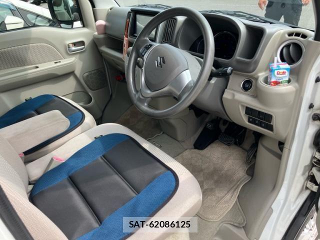 Suzuki EVERY WAGON 2016-04 8828972-12
