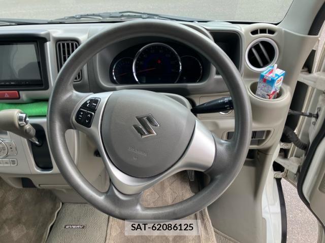 Suzuki EVERY WAGON 2016-04 8828972-14
