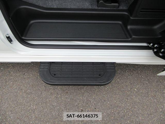 Suzuki EVERY WAGON 2026-09 8828969-24