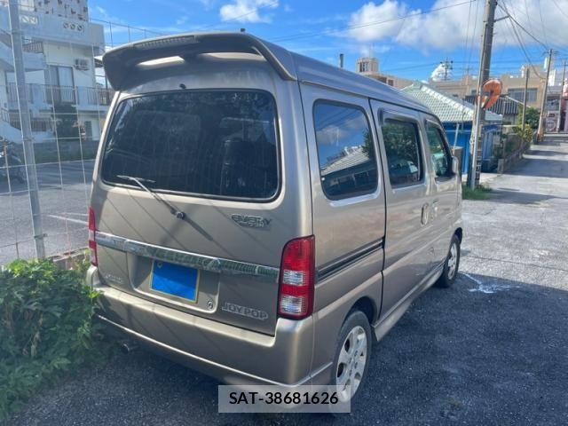 Suzuki EVERY WAGON 2004-03 8828990-3