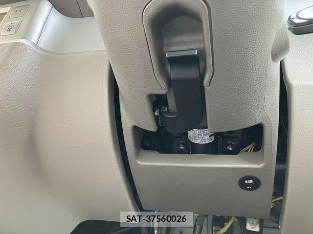Suzuki EVERY WAGON 2013-09 8828979-11
