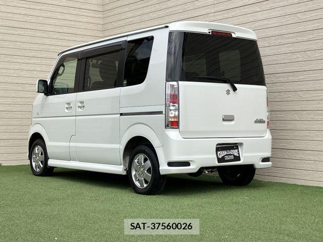 Suzuki EVERY WAGON 2013-09 8828979-21
