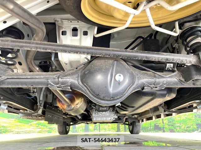 Suzuki EVERY WAGON 2023-05 8848929-18