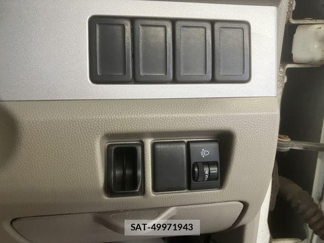 Suzuki EVERY WAGON 2007-09 8848933-25