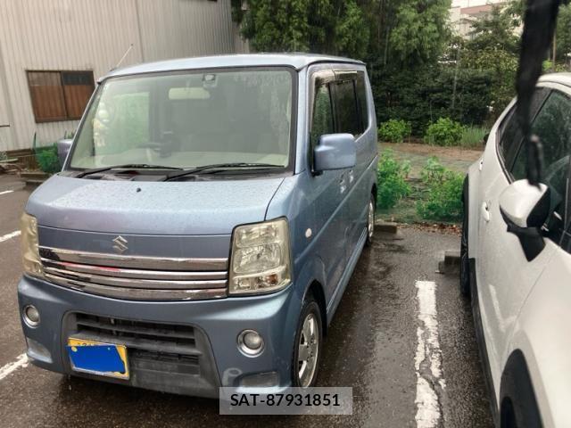 Suzuki EVERY WAGON 2010-11 8848931-1