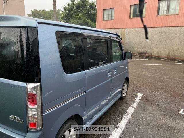 Suzuki EVERY WAGON 2010-11 8848931-2