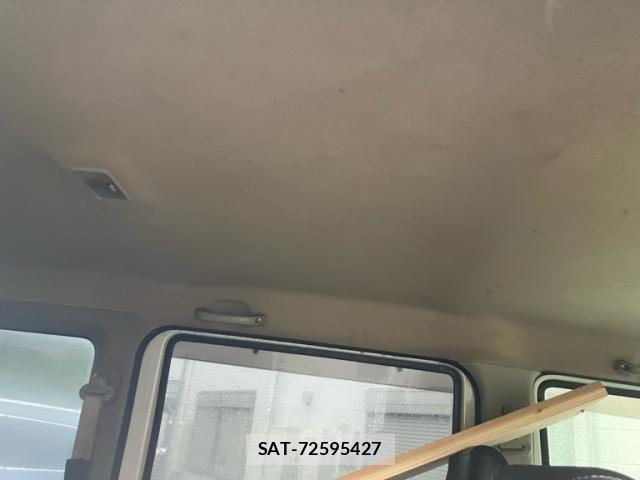 Suzuki EVERY WAGON 2006-11 8879686-13