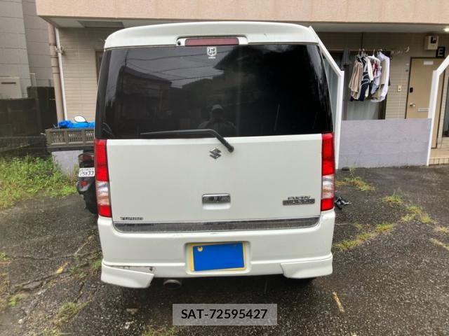 Suzuki EVERY WAGON 2006-11 8879686-3