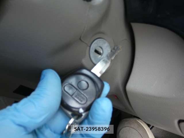 Suzuki EVERY WAGON 2013-02 866239-11