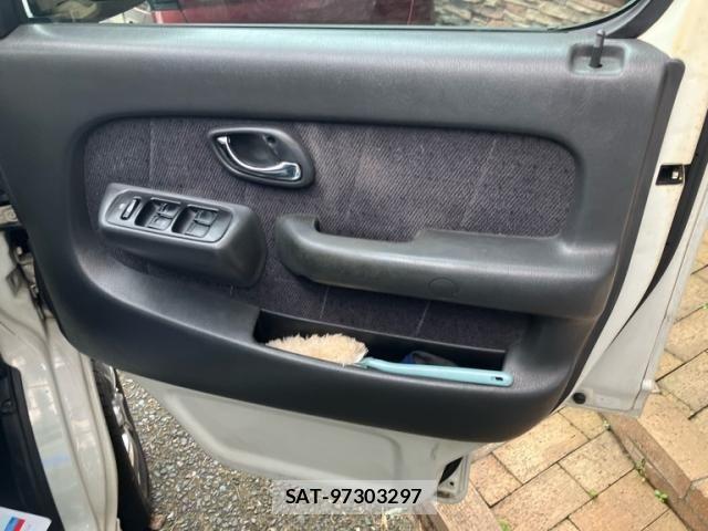 Suzuki EVERY WAGON 2004-03 1291220-17