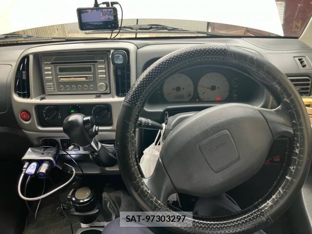 Suzuki EVERY WAGON 2004-03 1291220-21