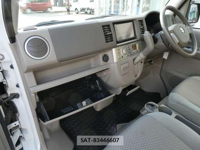 Suzuki EVERY WAGON 2011-07 2486077-12