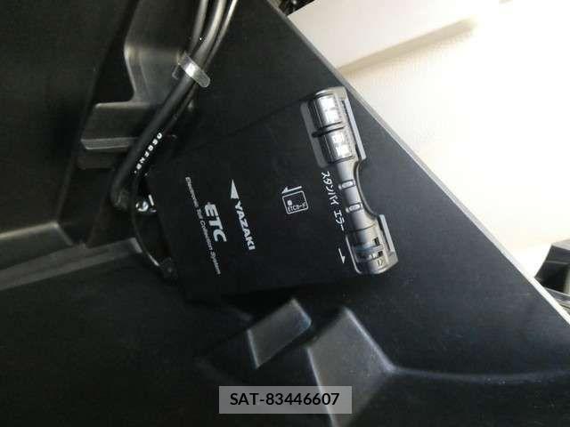Suzuki EVERY WAGON 2011-07 2486077-13