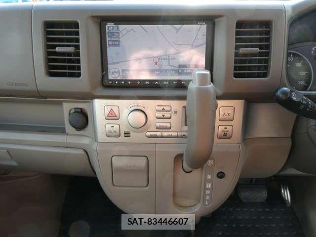 Suzuki EVERY WAGON 2011-07 2486077-14