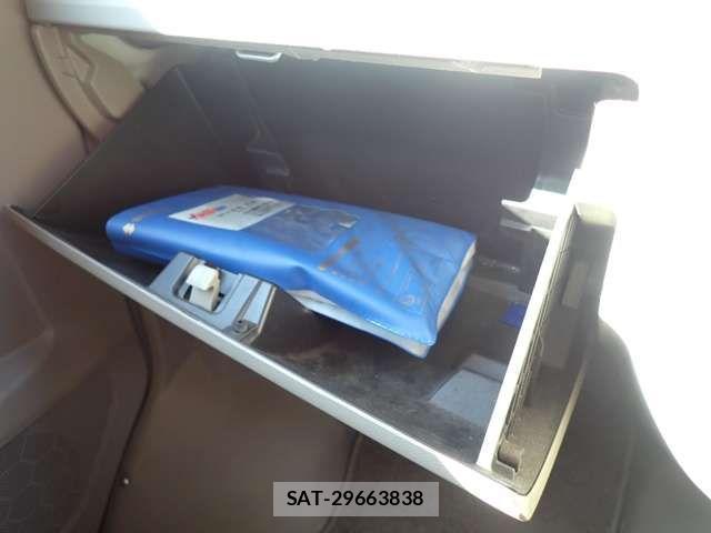 Suzuki EVERY WAGON 2014-09 3905456-10