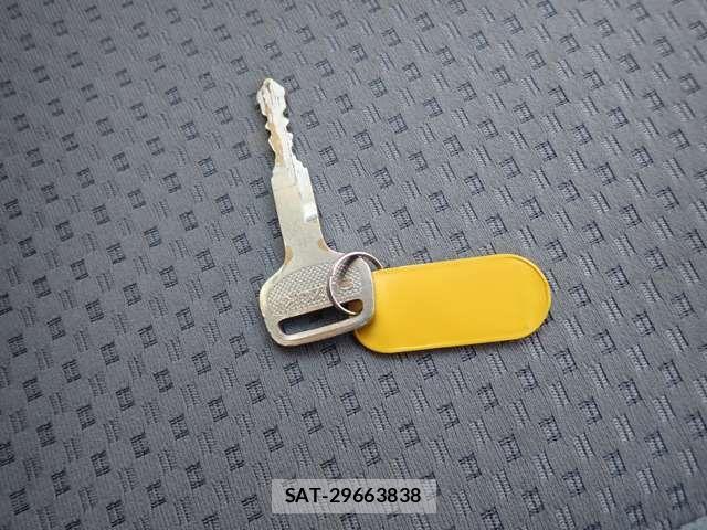 Suzuki EVERY WAGON 2014-09 3905456-16
