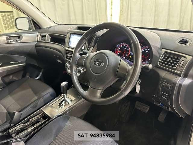 Subaru EXIGA 2011-09 4638870-11