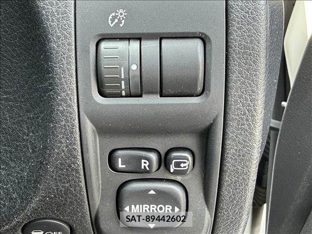 Subaru EXIGA 2011-04 6993484-15