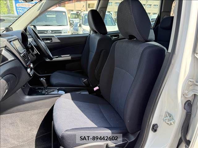 Subaru EXIGA 2011-04 6993484-24