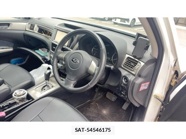 Subaru EXIGA 2010-03 7327007-11
