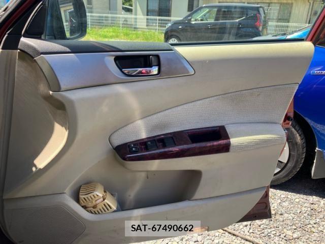 Subaru EXIGA 2008-11 8335793-12