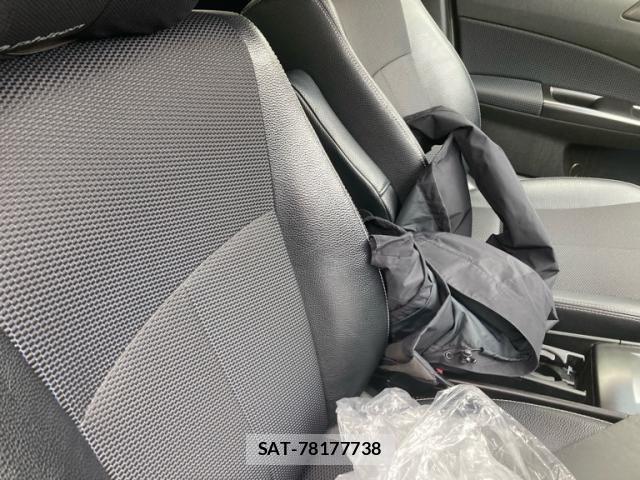 Subaru EXIGA 2013-09 7327009-25