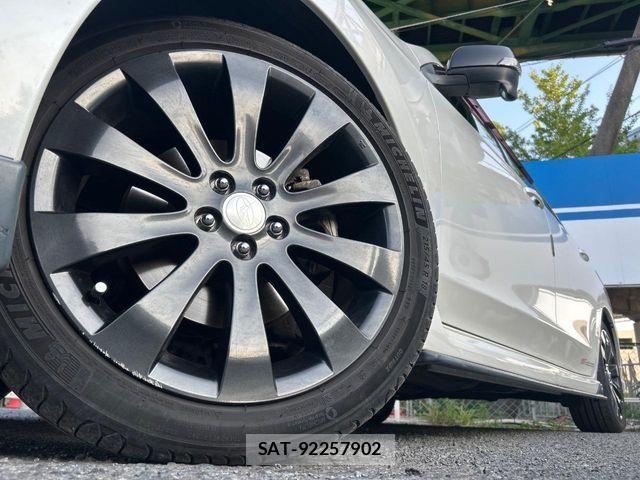 Subaru EXIGA 2012-12 8035477-12