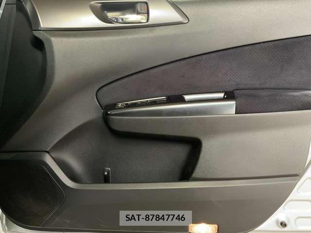 Subaru EXIGA 2013-07 8207479-13