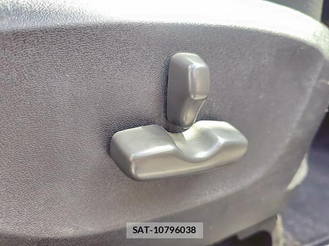 Subaru EXIGA 2013-12 8245174-21