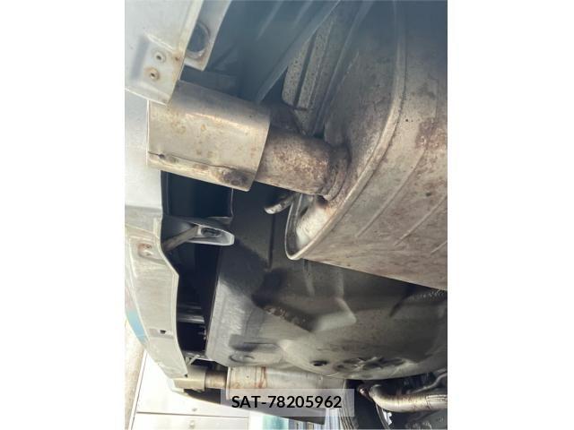 Subaru EXIGA 2012-10 8335795-11