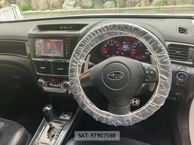 Subaru EXIGA 2013-08 8365866-14