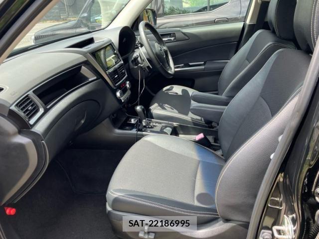 Subaru EXIGA 2014-11 8412330-11